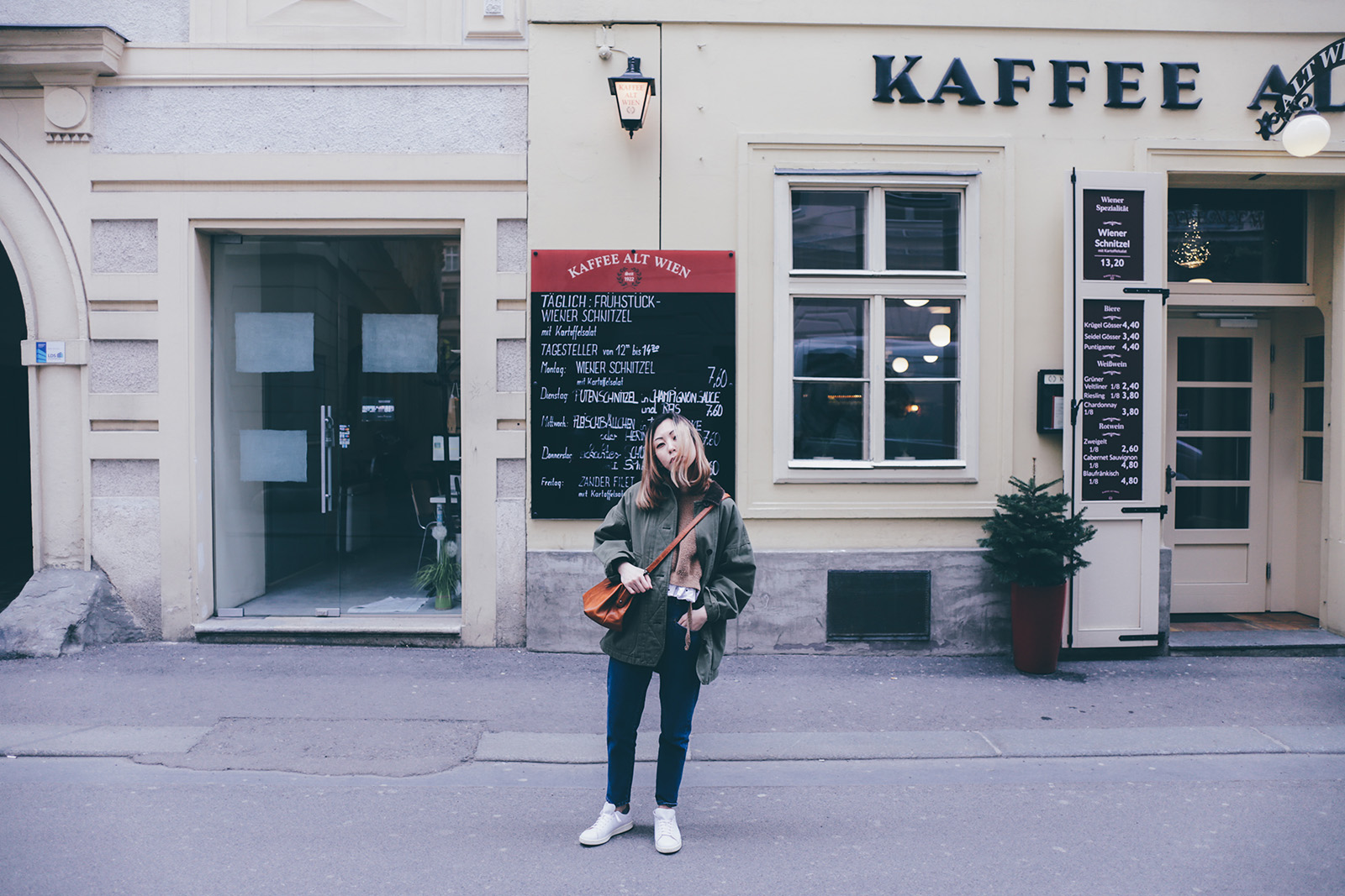 維也納｜(2) 一吃就後悔了，Kaffee Alt Wien 老 pub food 體驗？